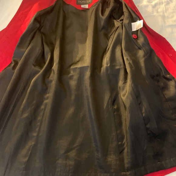 Towne Collection Red Trench Coat Jacket Large London Fog - Picture 9 of 13